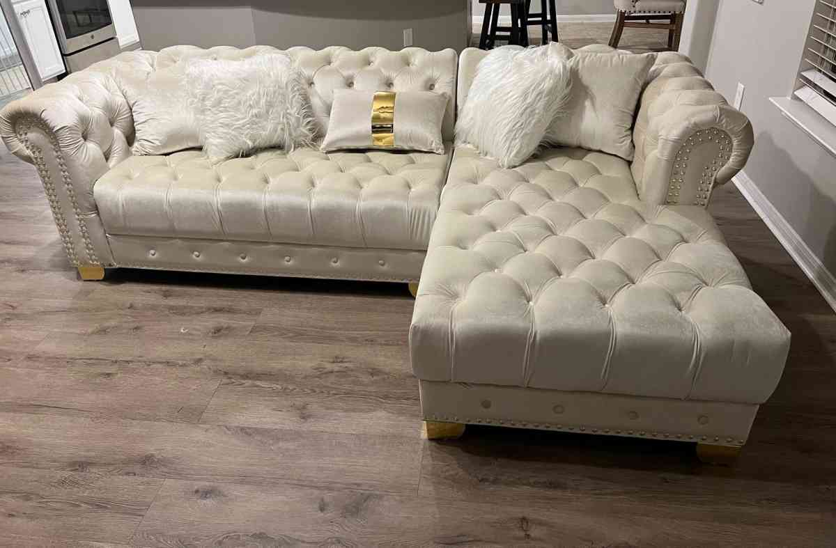 Yaz Cream Sectional with gold legs we have delivery  today 4 - Houston, Texas