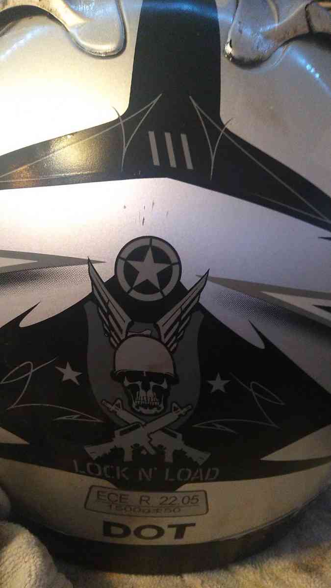 Motorcycle helmet - Pocono Summit, Pennsylvania - FleaMarketBay