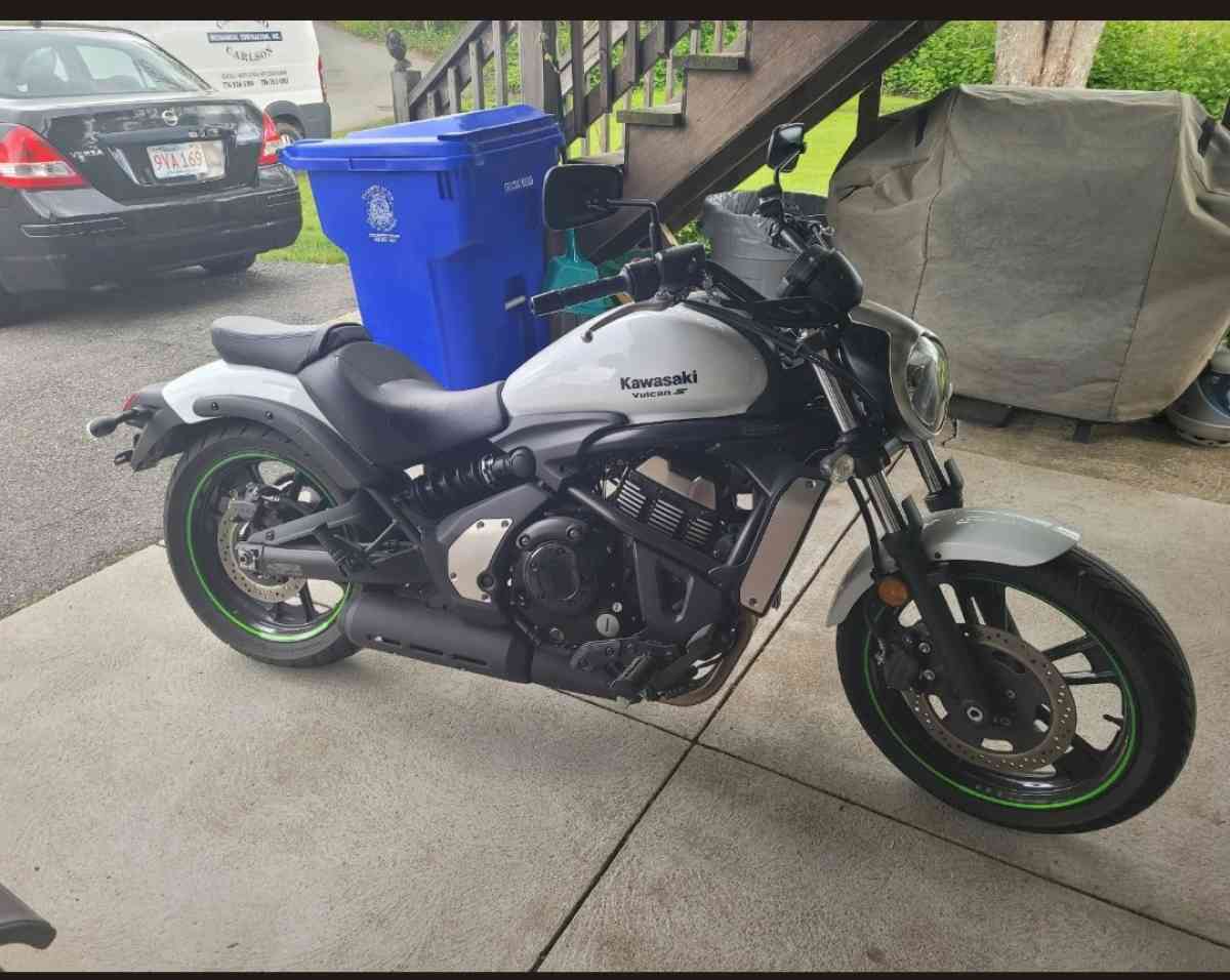 motorcycle - Taunton, Massachusetts