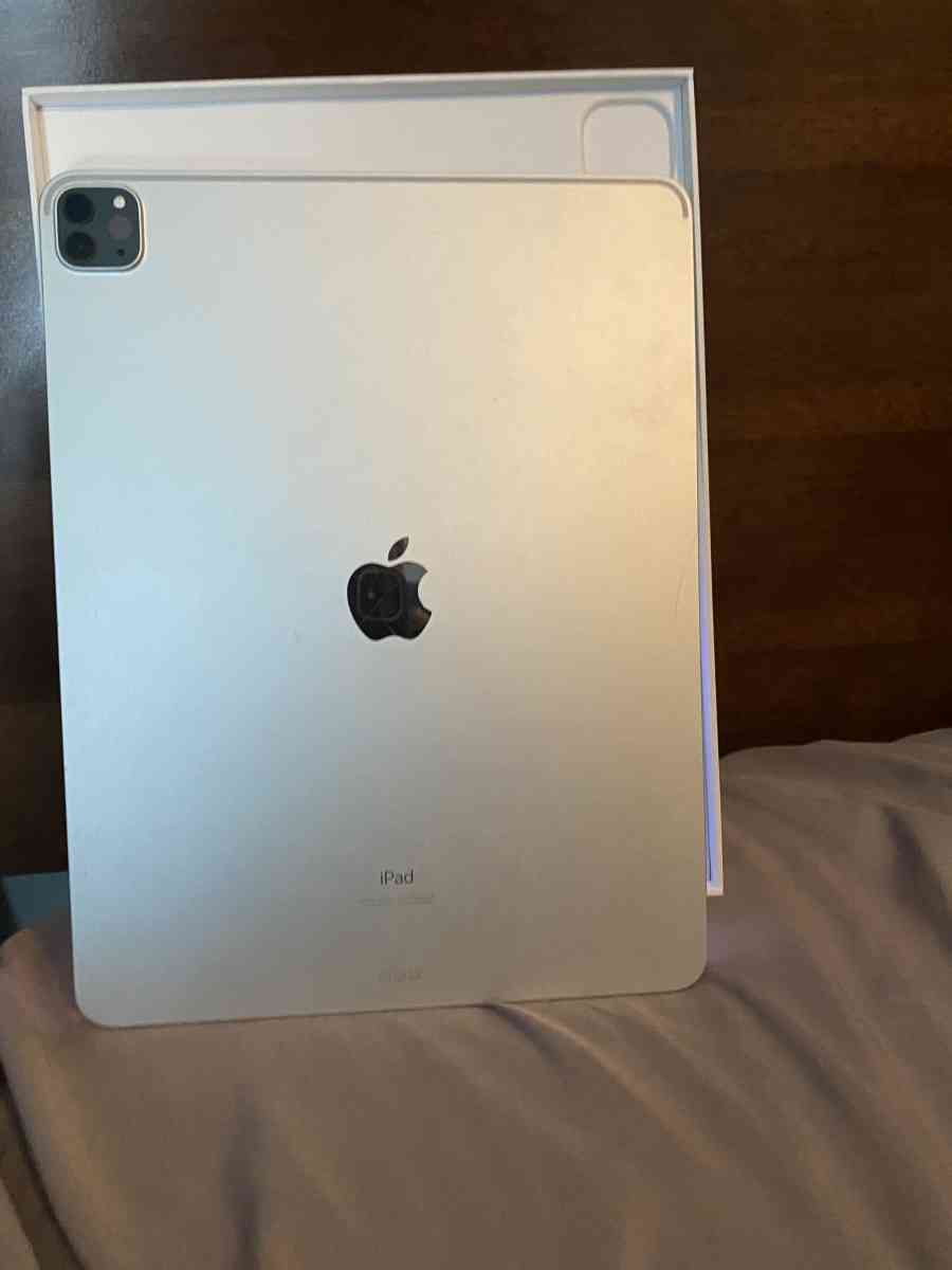 iPad Gen 6 129 inch - Montgomery, Alabama - FleaMarketBay