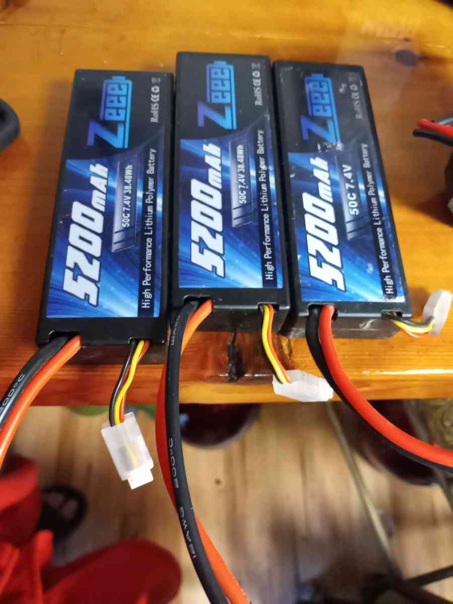 Redcat Hexfly Quick Charger Plus 3 Batteries Like New - Eden, North Carolina - FleaMarketBay