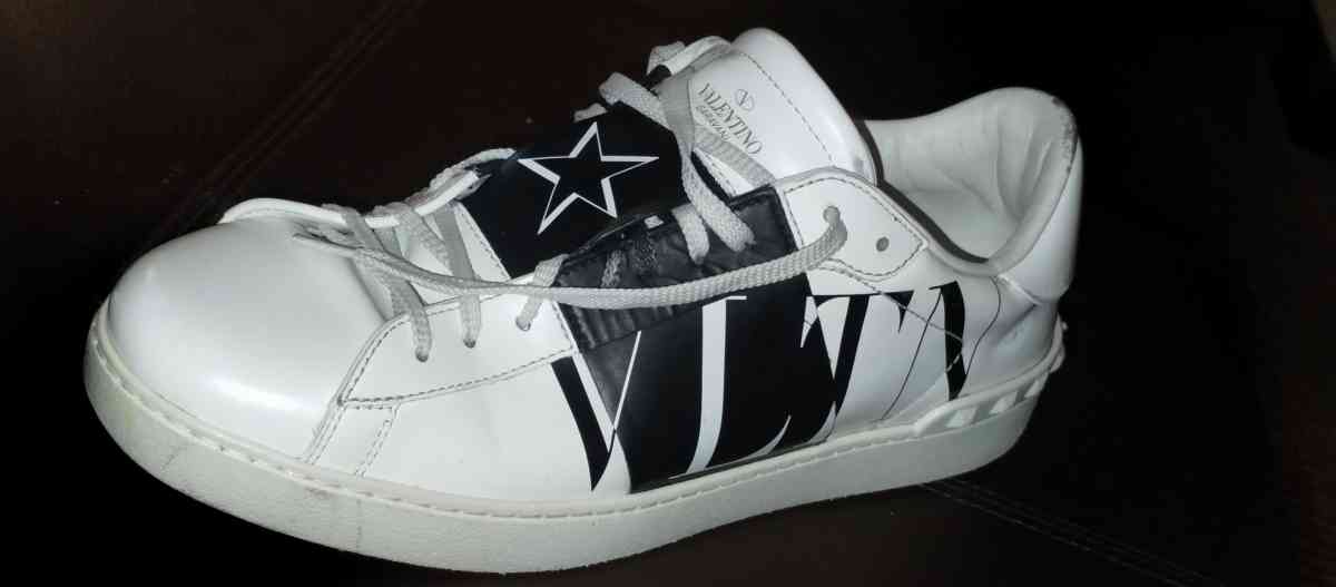 Valentino Garavani imported highend luxury designer shoes - Dallas, Texas - FleaMarketBay