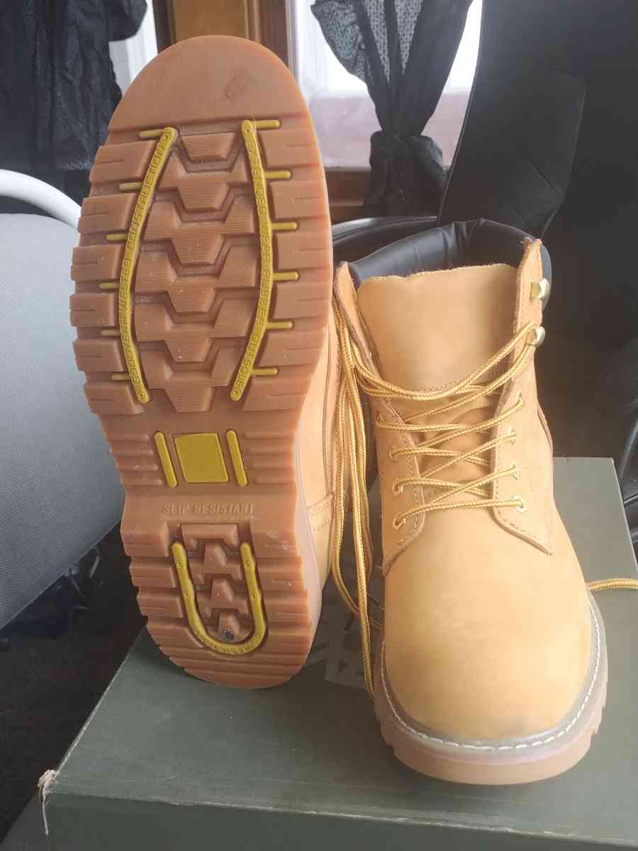 Timberland boots - Akron, Ohio - FleaMarketBay