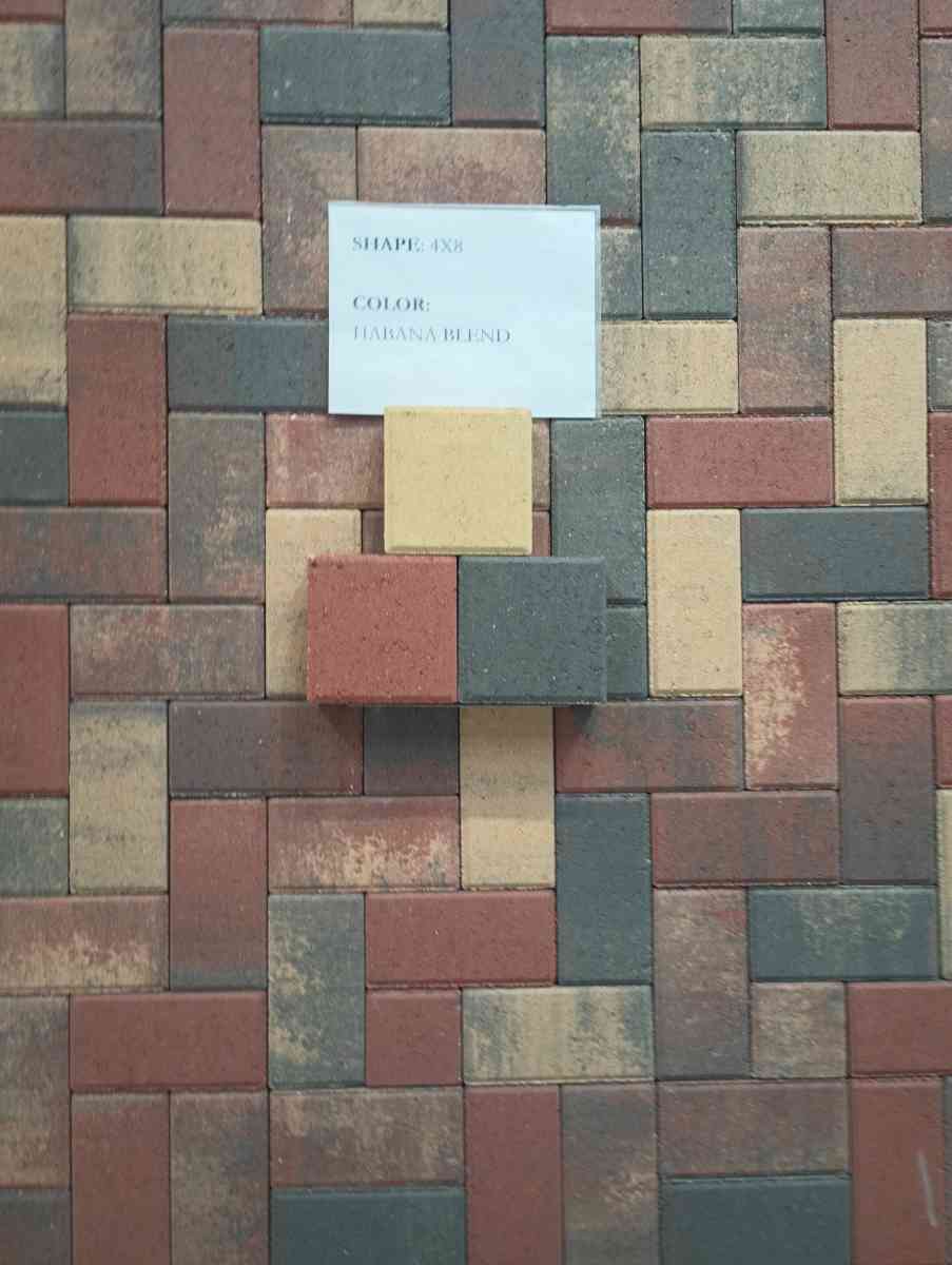 pavers bueno i usado - Altamonte Springs, Florida - FleaMarketBay