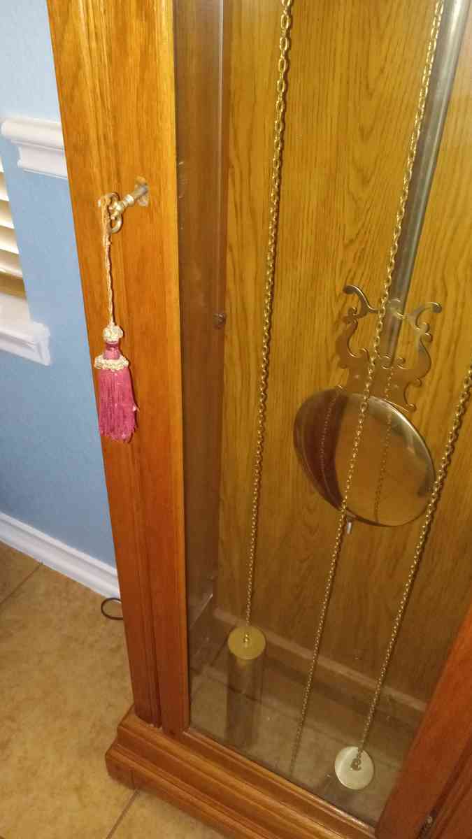 Ridgeway Grandfather Clock Oak Wood Furniture Collectible - San Antonio, Texas - FleaMarketBay
