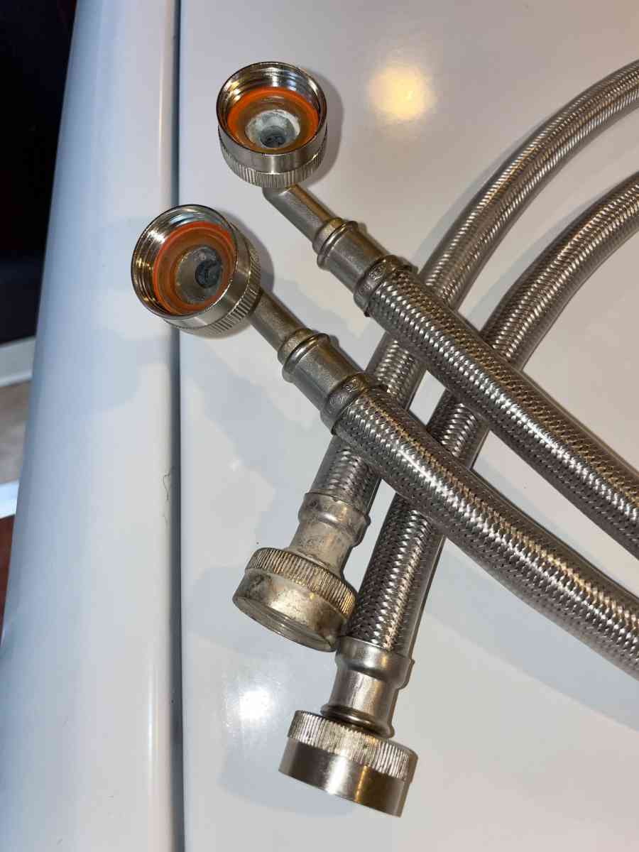 Hotpoint HTW240ASKWS 38 Cu Ft White Top Load Washer - Columbus, Ohio - FleaMarketBay