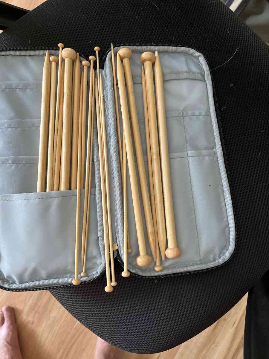 bamboo needles with case - Oceanside, California