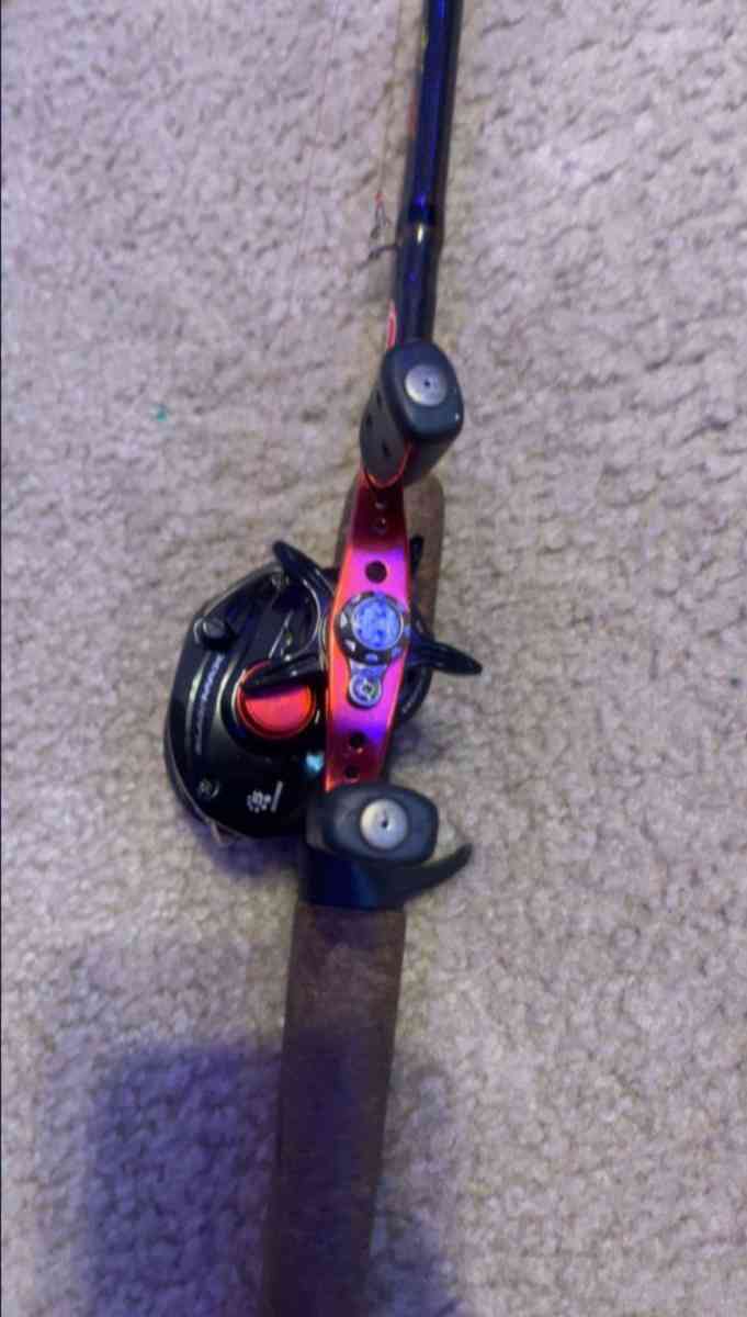 Black Max Bait Caster 7ft Rod Reel - Fort Worth, Texas - FleaMarketBay
