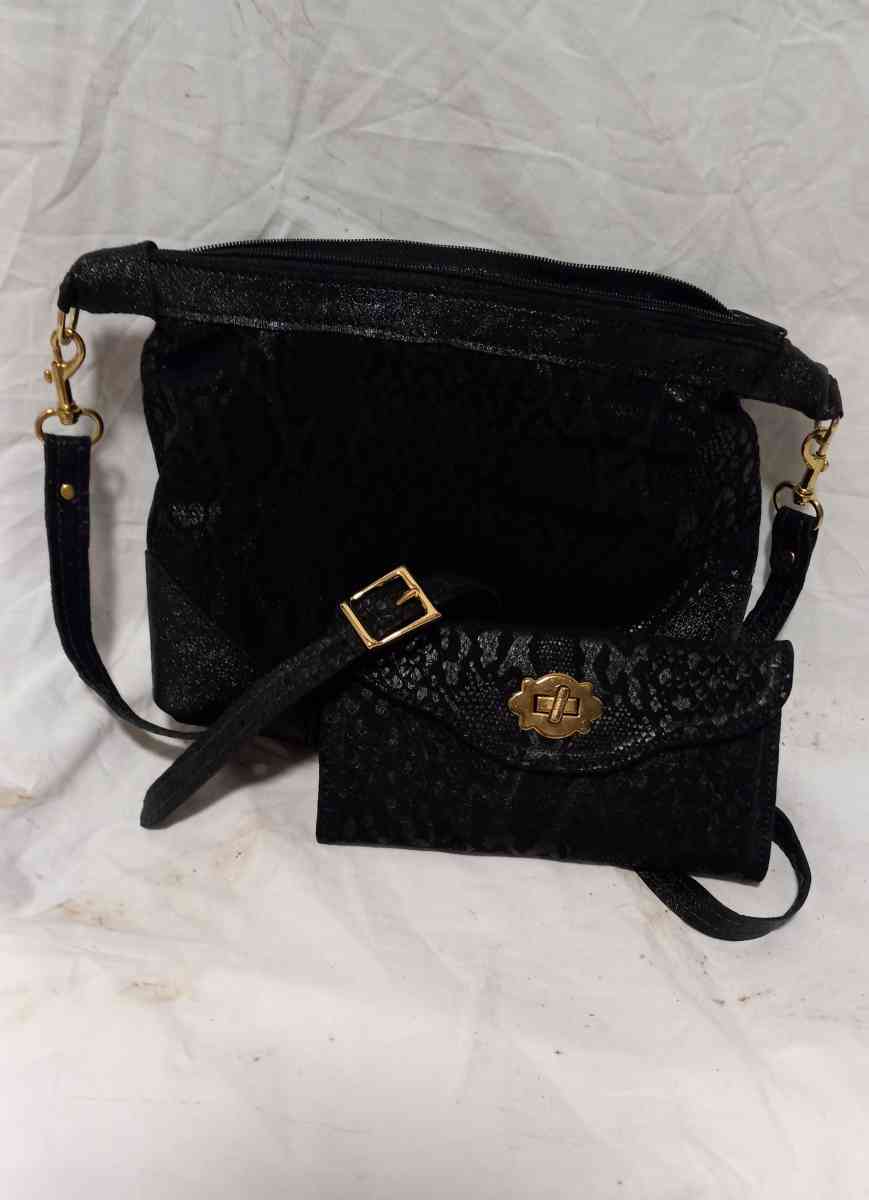 Genuine leather purse and matching wallet set - Texas City, Texas - FleaMarketBay