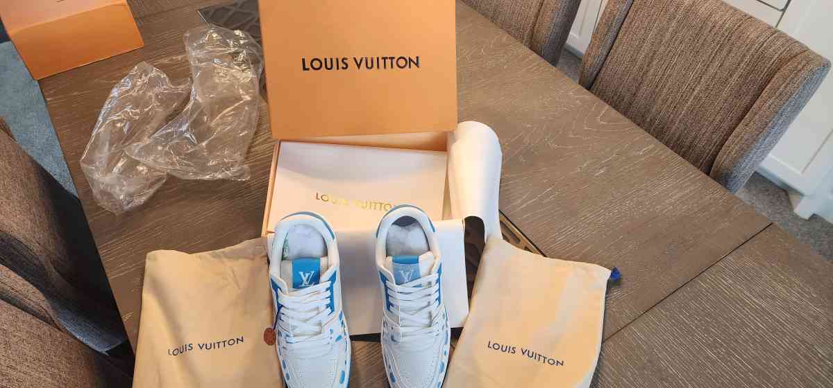 Louis Vuitton Sneakers - Minneapolis, Minnesota - FleaMarketBay