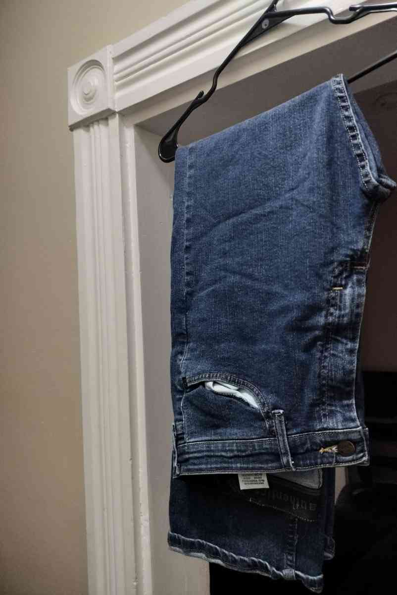 men work jeans - Lancaster, Pennsylvania - FleaMarketBay