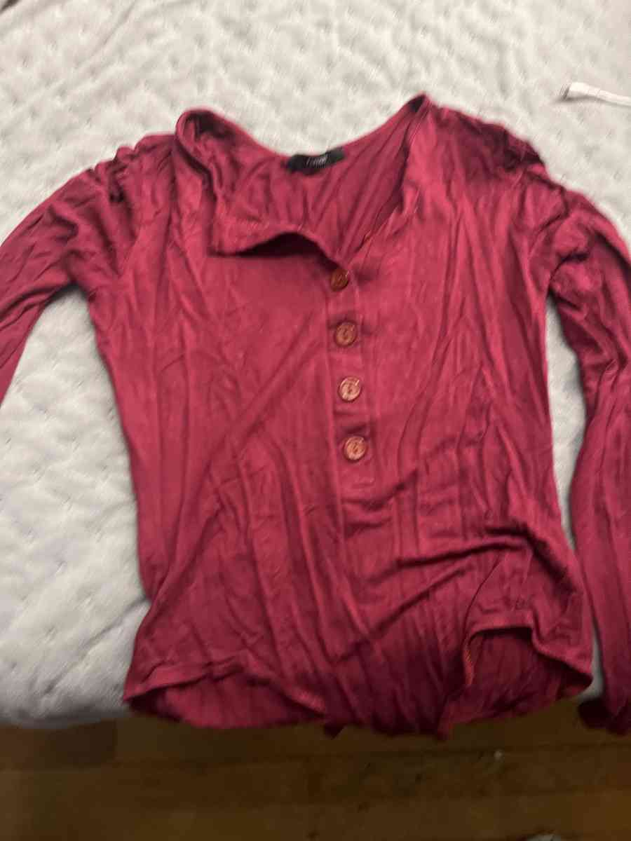 crop tops - Addieville, Illinois - FleaMarketBay