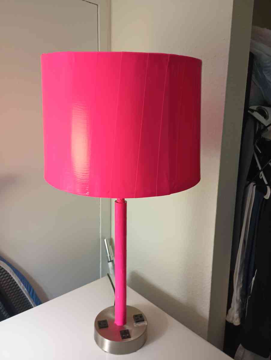 pink and chrome lamp - Fort Lauderdale, Florida - FleaMarketBay