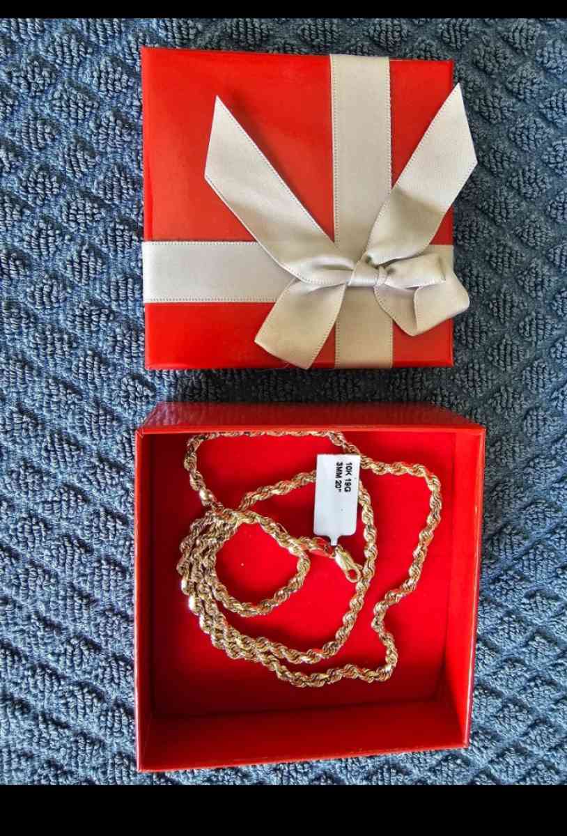10kt Real Gold Rope Chain Necklace - Fresno, California