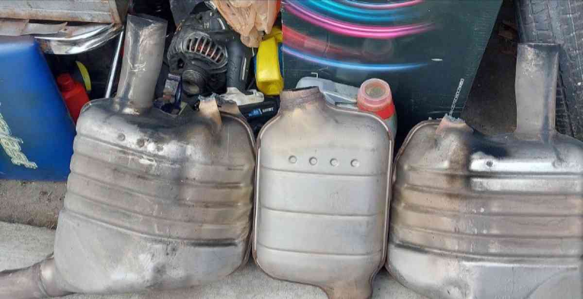 Mercedes benz Muffler parts and Reatonor