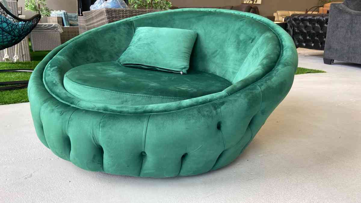 Polo Giza swivel green chair SameNext Day Delivery Option  p - Houston, Texas - FleaMarketBay