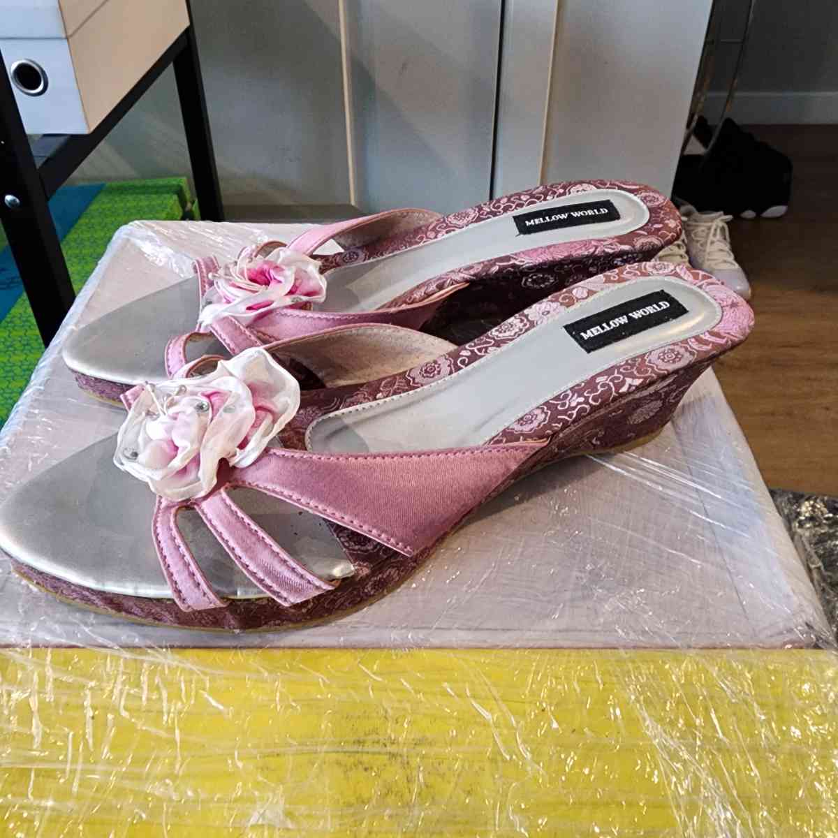 Womens Shoes Variety Lot - Island Park, New York - FleaMarketBay
