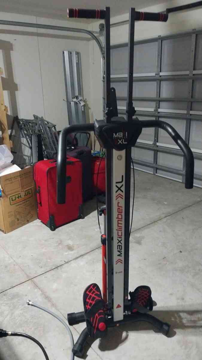 maxiclimber Xl full body workout machine - Lehigh Acres, Florida - FleaMarketBay