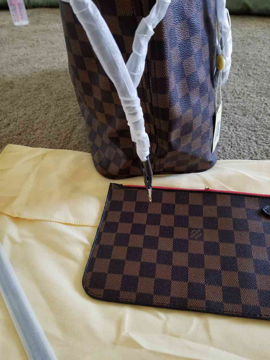 Purse - Renton, Washington - FleaMarketBay