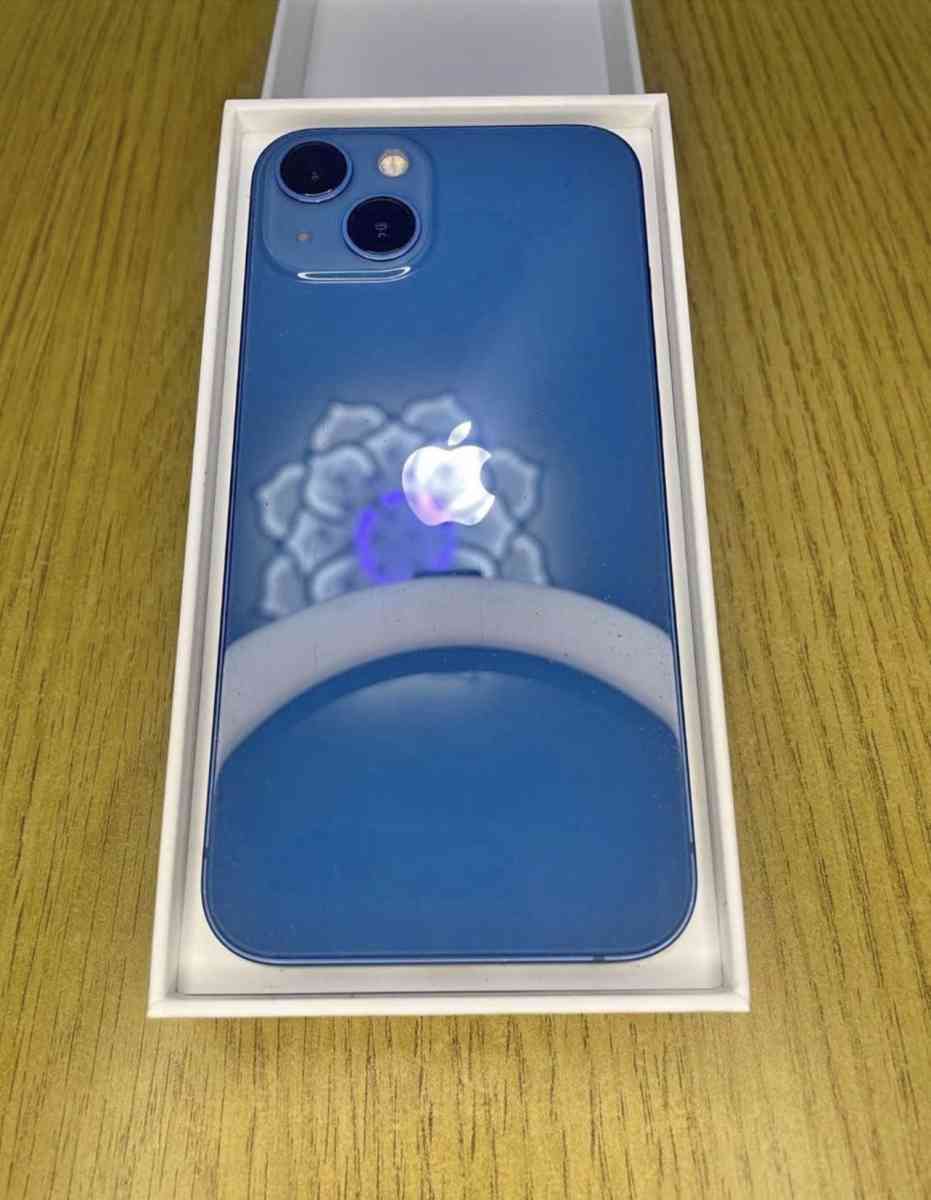 iPhone 13 - Alicia, Arkansas