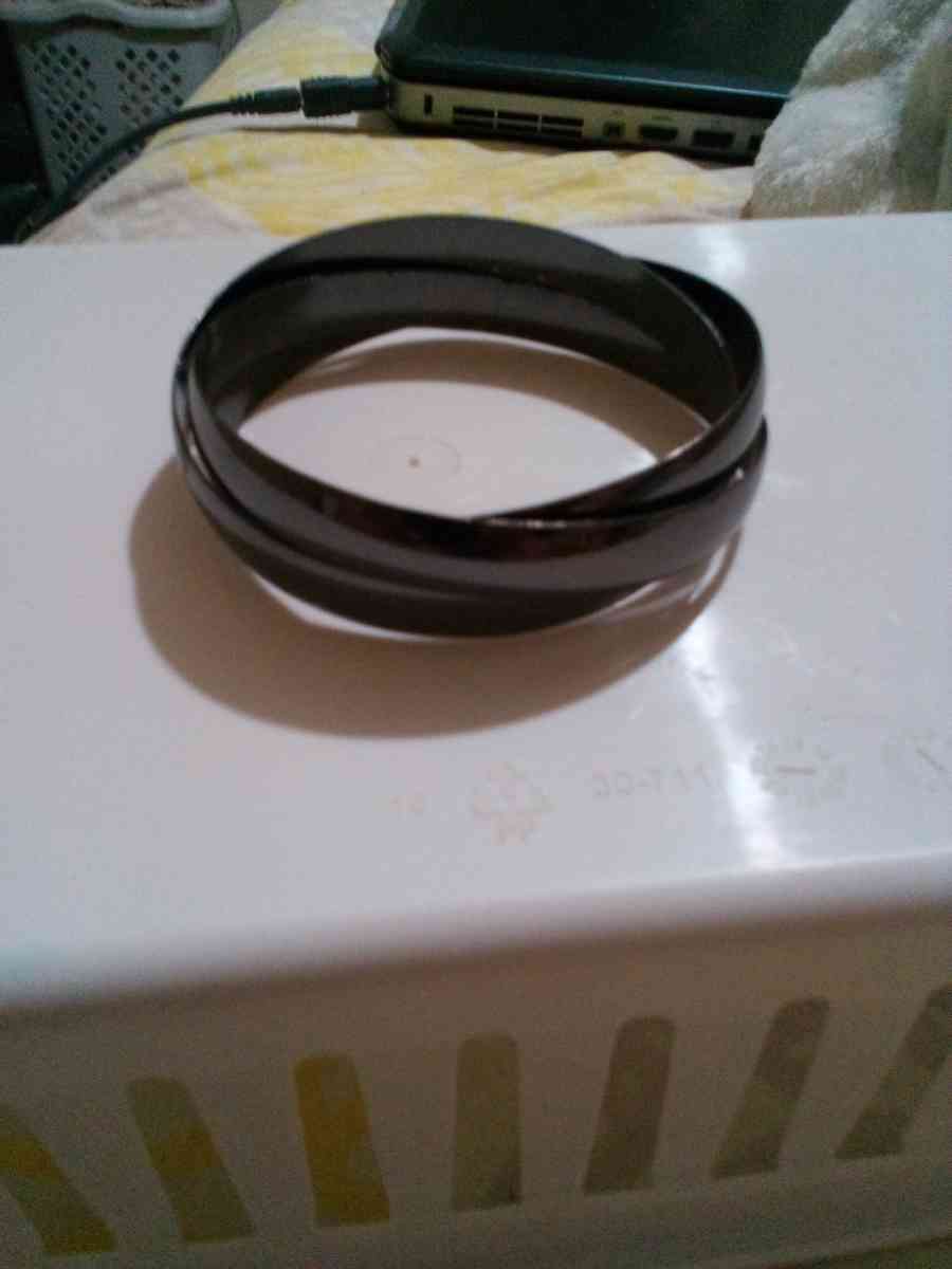 Womens Bracelets - Leavenworth, Kansas - FleaMarketBay