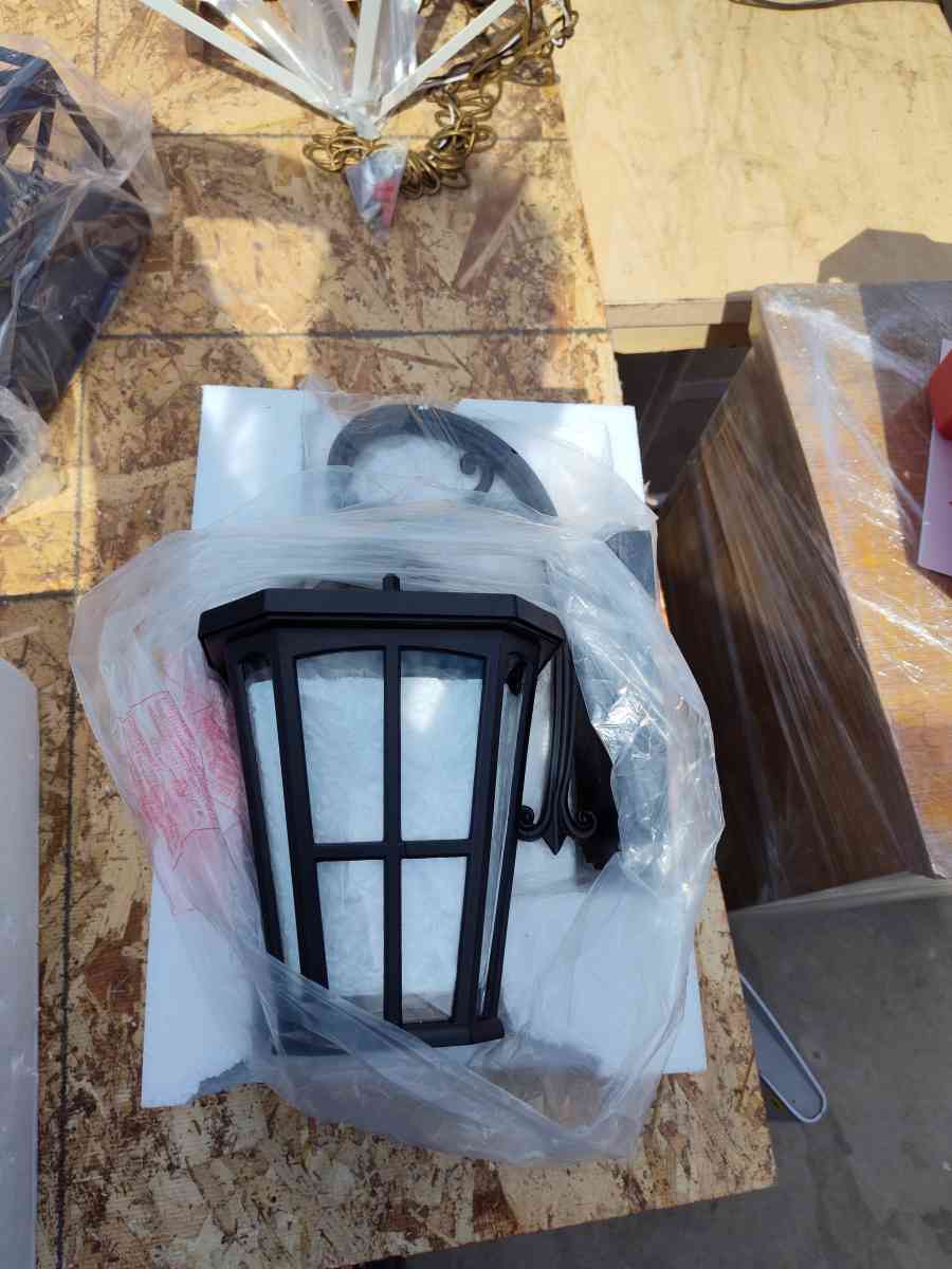 hanging lights - San Joaquin, California - FleaMarketBay