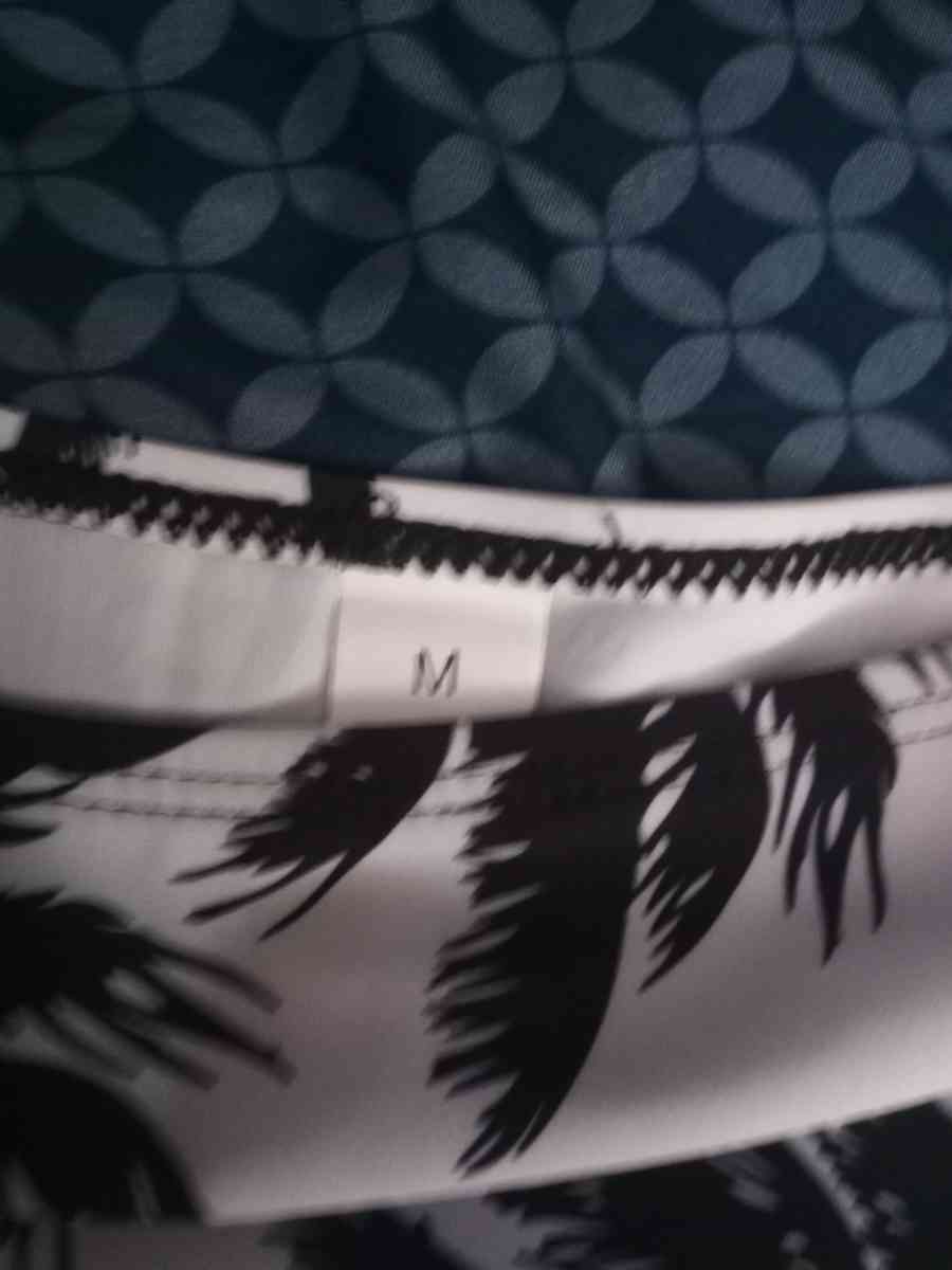 Womens Two Piece Summer Set Size Medium - Lowell, Massachusetts - FleaMarketBay