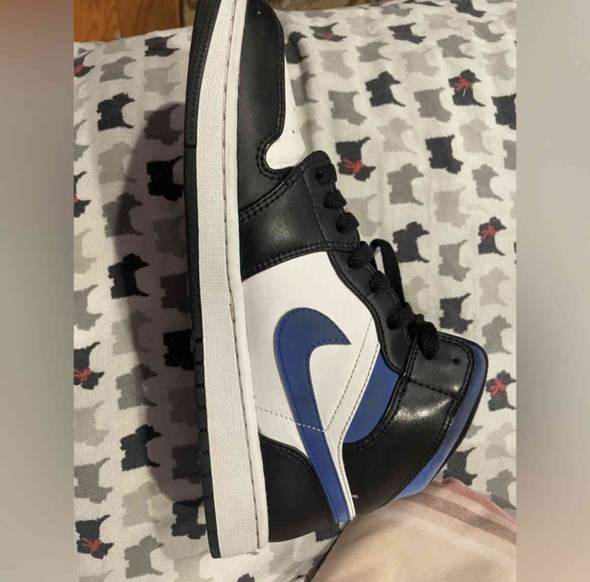 Jordan 1 Mids Racer Blues - Lindenhurst, New York - FleaMarketBay