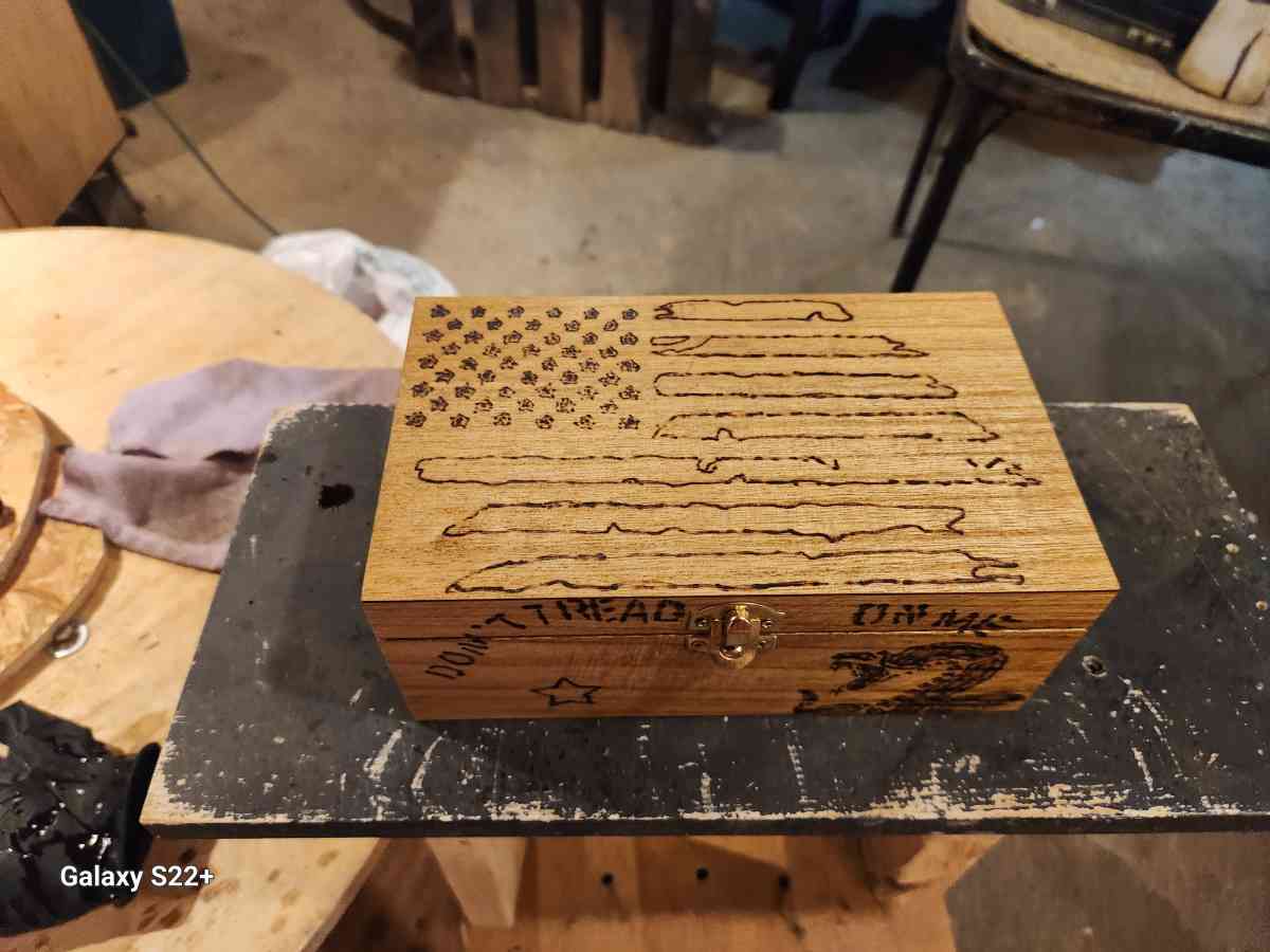 freedom jewelry box - Defiance, Iowa - FleaMarketBay