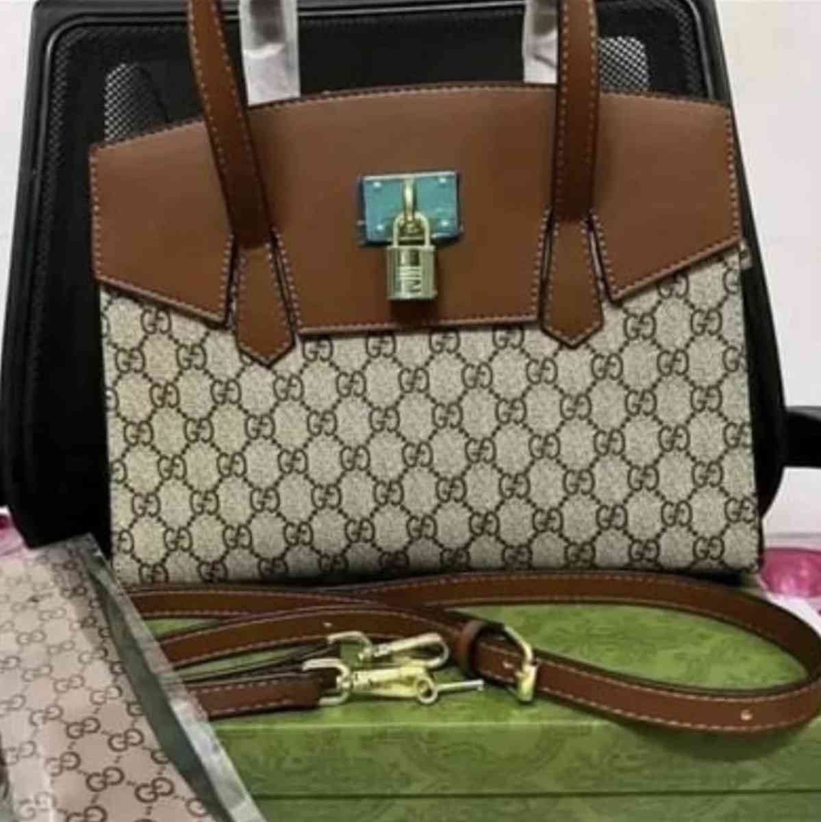 AAA replica 180 each - Houston, Texas - FleaMarketBay