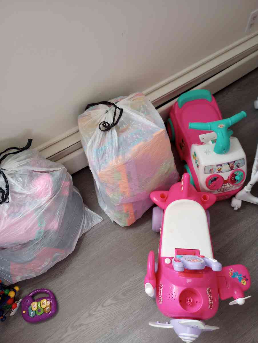 two bedroom apartments for sale everything must go 2000 for - Lebanon, Ohio - FleaMarketBay