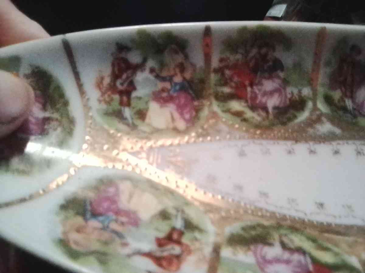 Royal stamped porcelain dish inlaid with Gold - San Francisco, California - FleaMarketBay