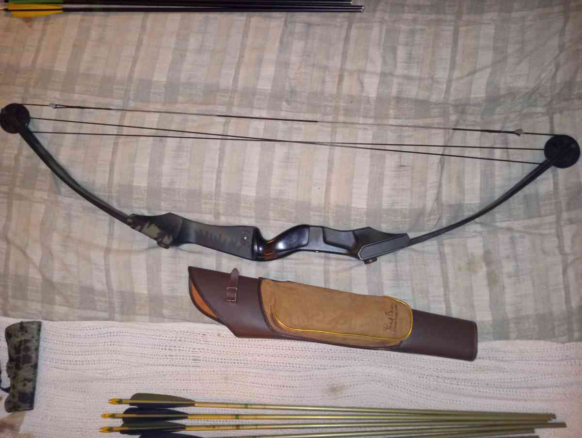 Fred Bear Signature Jennings Bow with 9 Arrows and Tips - Bunnell, Florida - FleaMarketBay