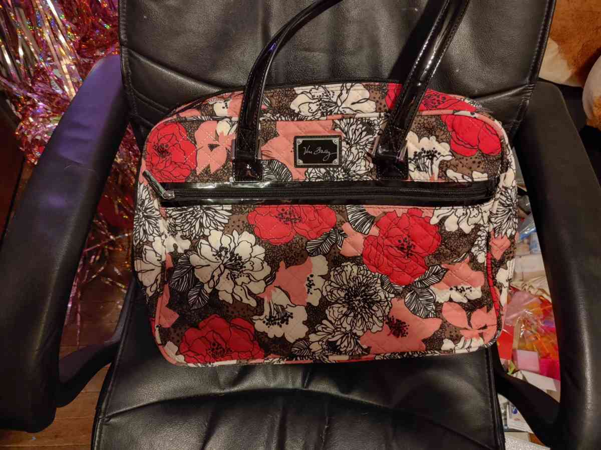 Vera Bradley - Front Royal, Virginia