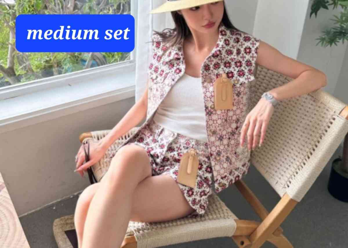 set short and vest lv - Mission Viejo, California