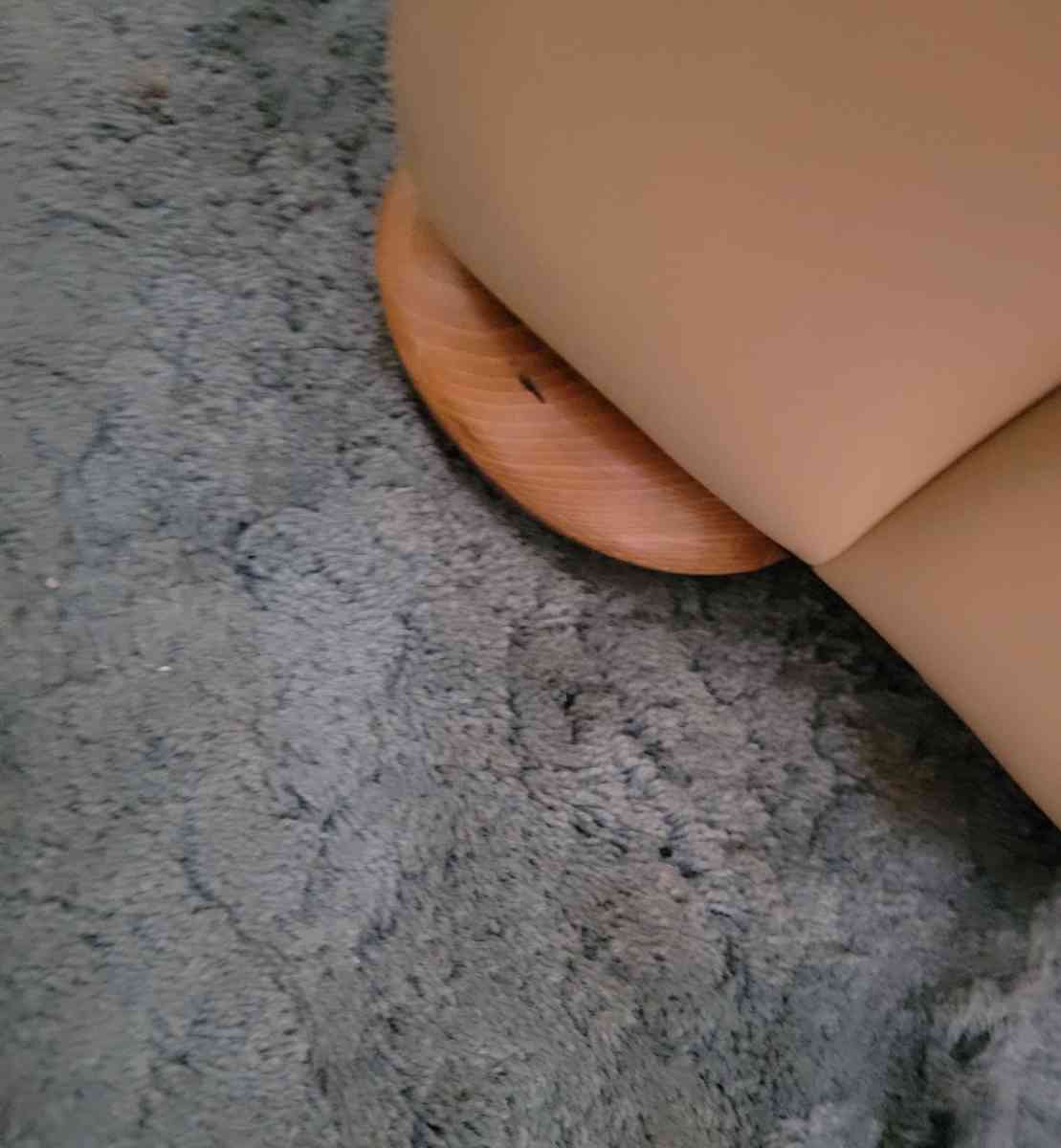 Natuzzi leather sofa - Abington, Pennsylvania - FleaMarketBay