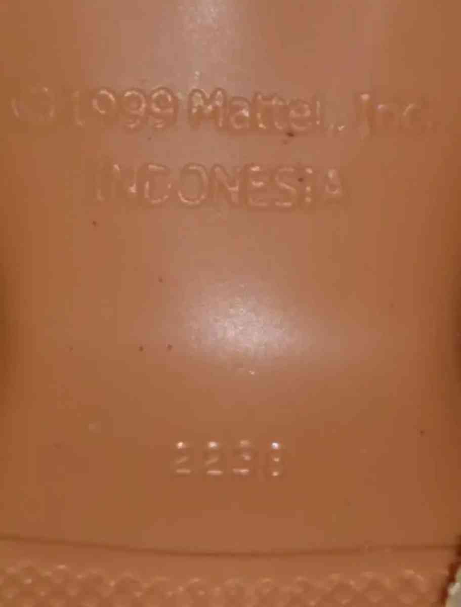 holiday Barbie doll - Houston, Texas - FleaMarketBay