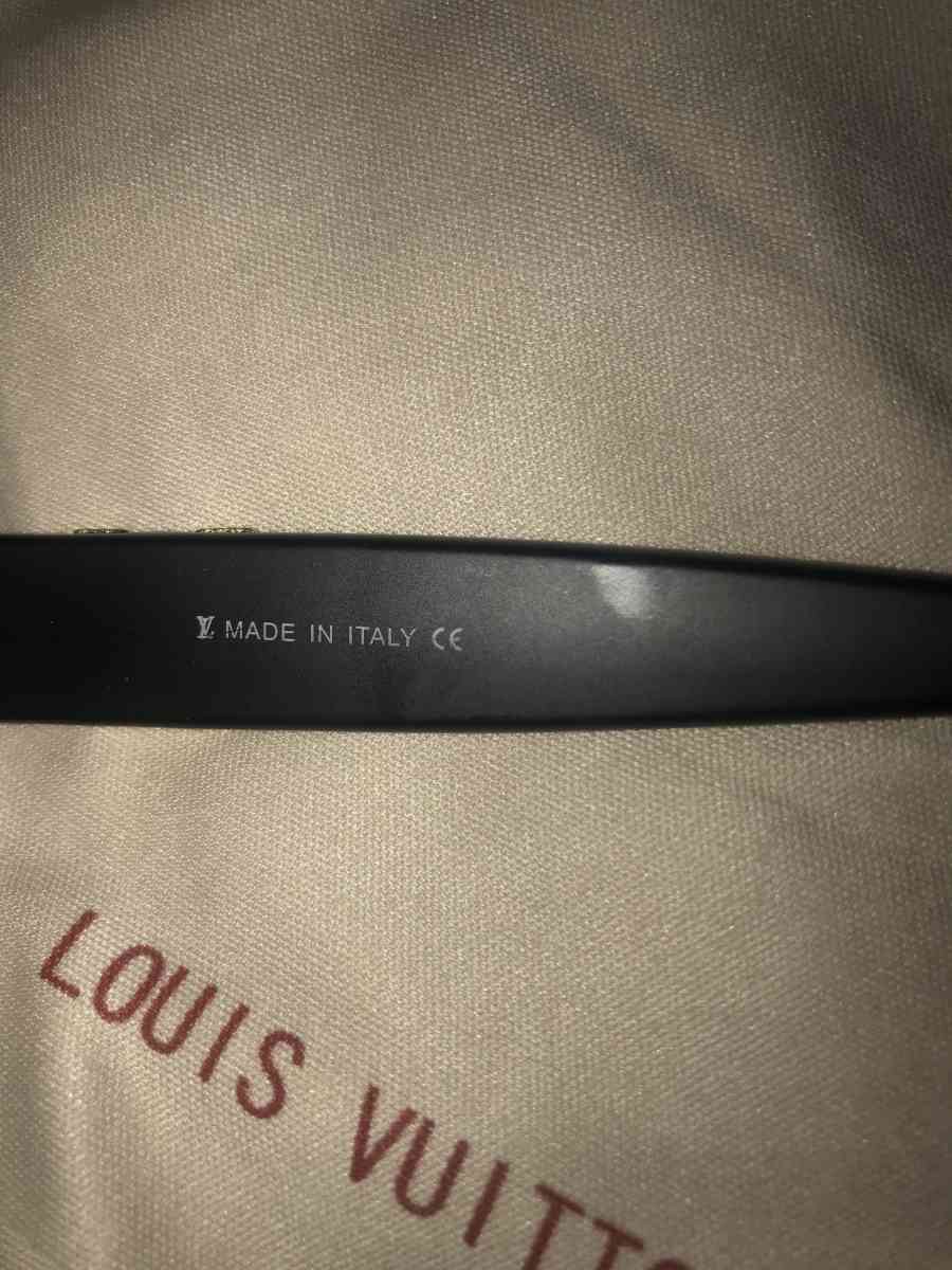 sunglasses - Renton, Washington - FleaMarketBay