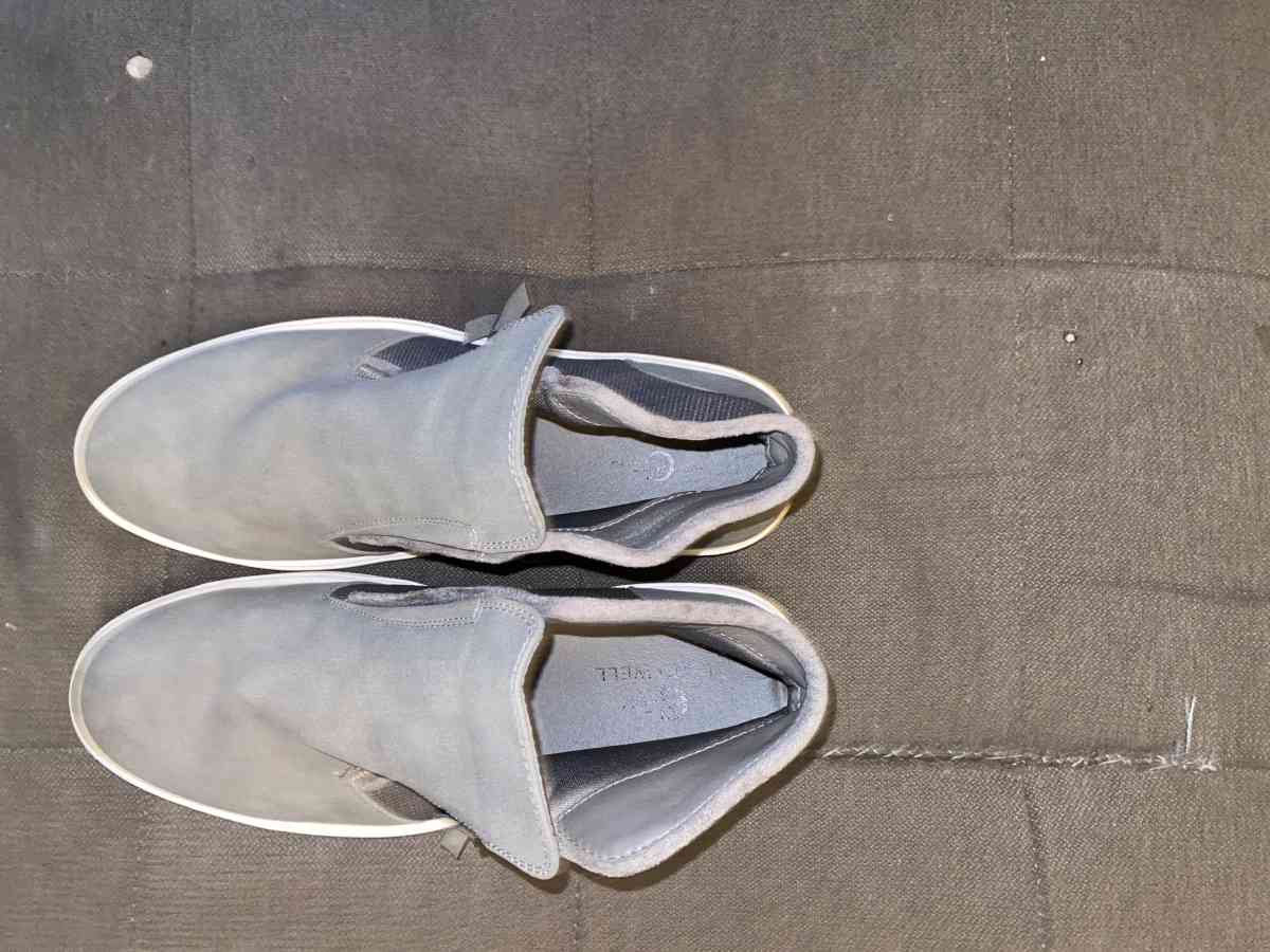 womens shoes size 10M - Daleville, Alabama - FleaMarketBay