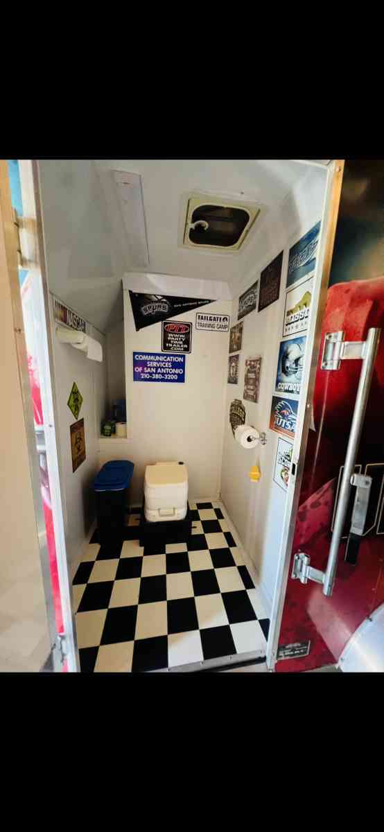 Tailgate party trailer - San Antonio, Texas - FleaMarketBay