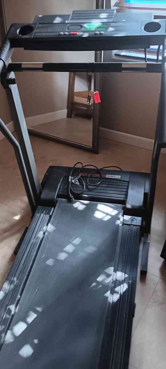 pro form treadmill - Deerfield Beach, Florida - FleaMarketBay