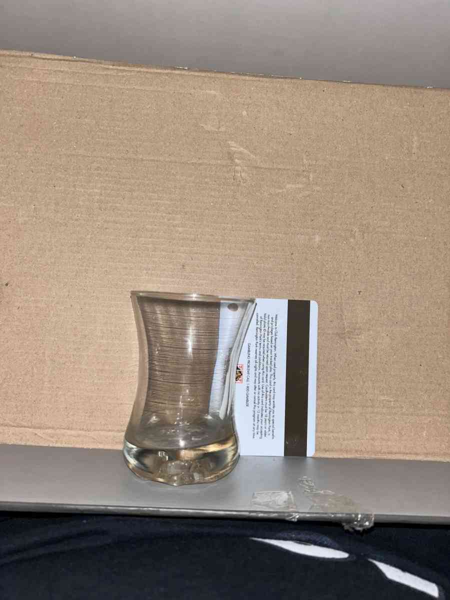 6 piece Glass Tea Set - Yukon, Oklahoma - FleaMarketBay