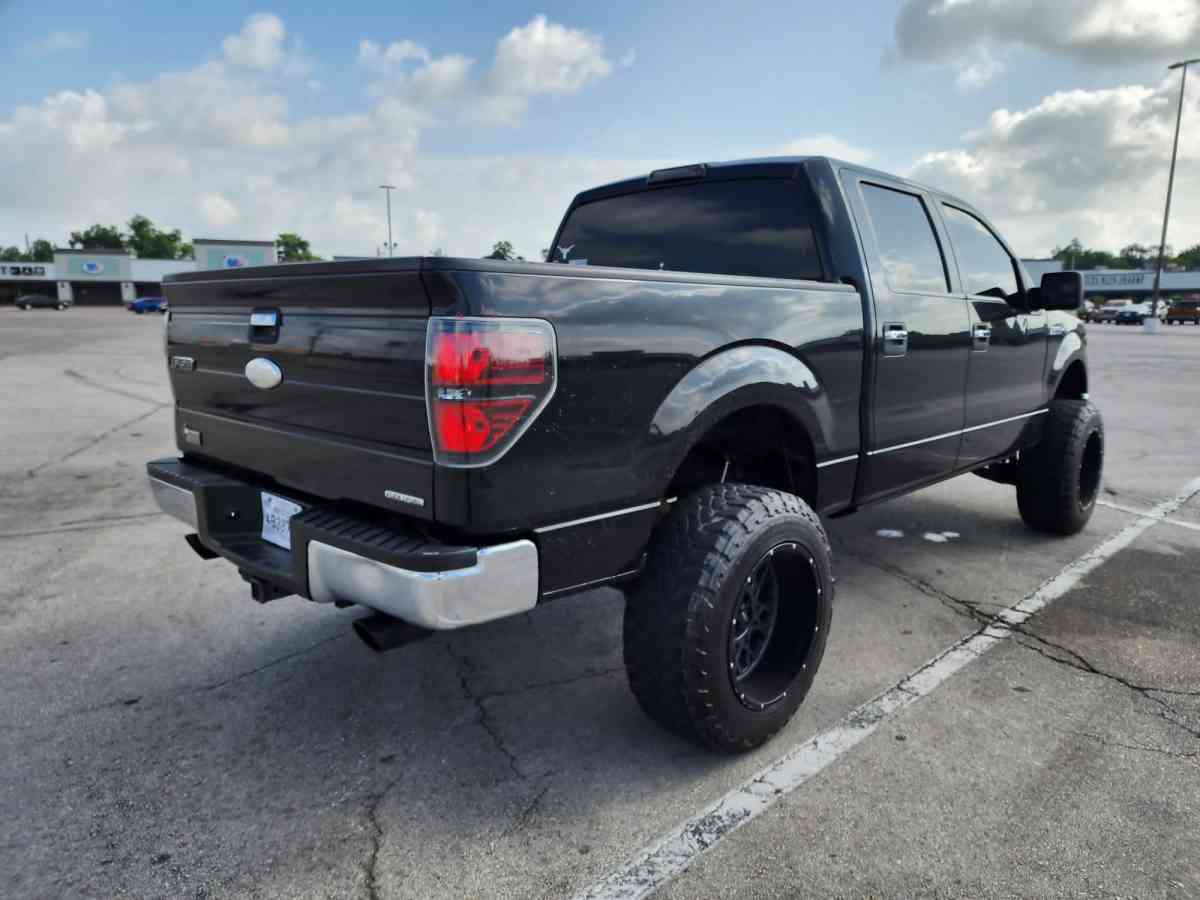 Ford F150 LIFTED 2013 - Houston, Texas - FleaMarketBay