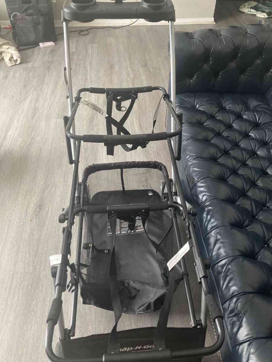 Jordans size 5  Snap N Go Stroller 120 for both - Winchester, Tennessee - FleaMarketBay