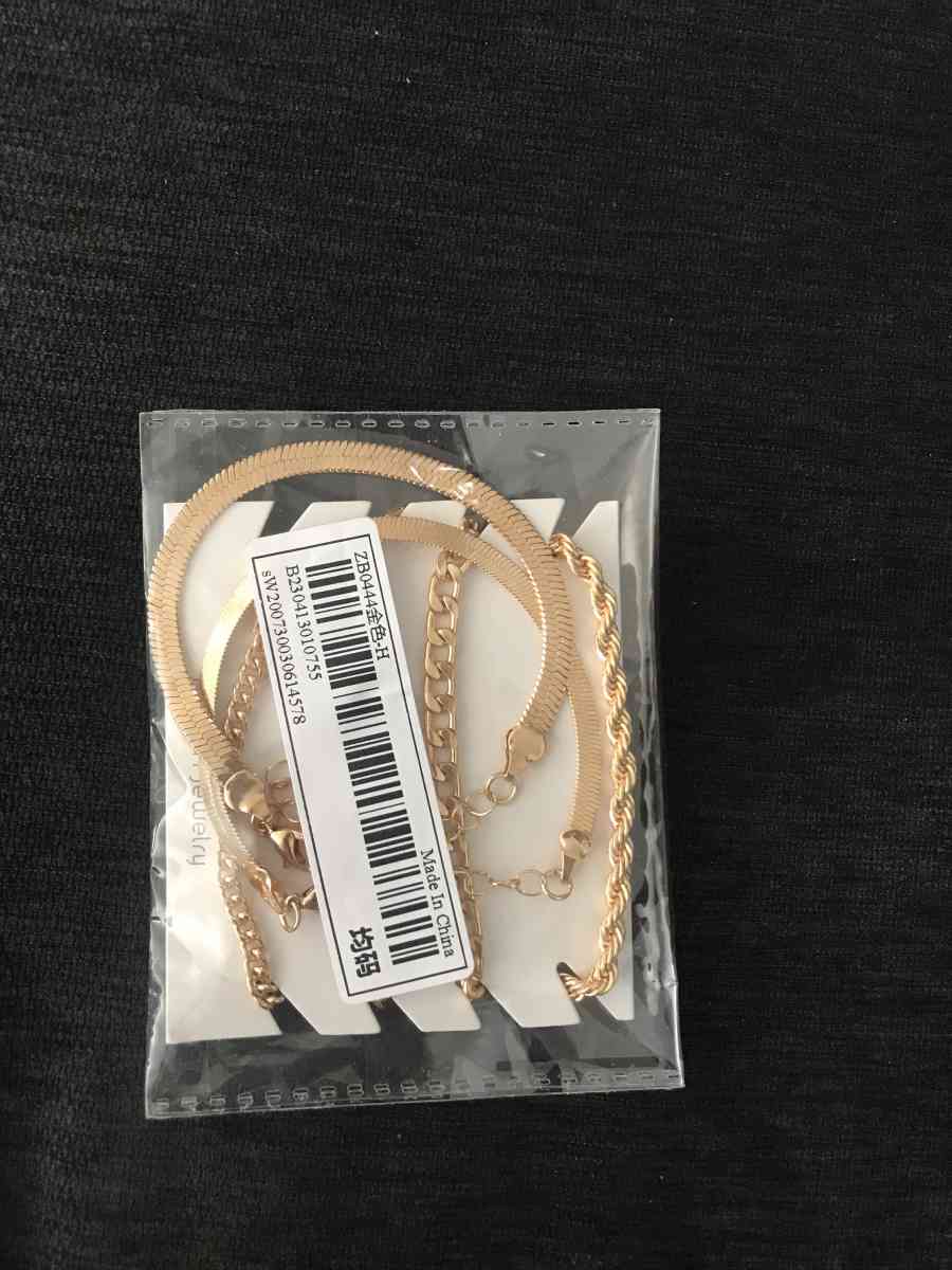 bracelets - Renton, Washington - FleaMarketBay