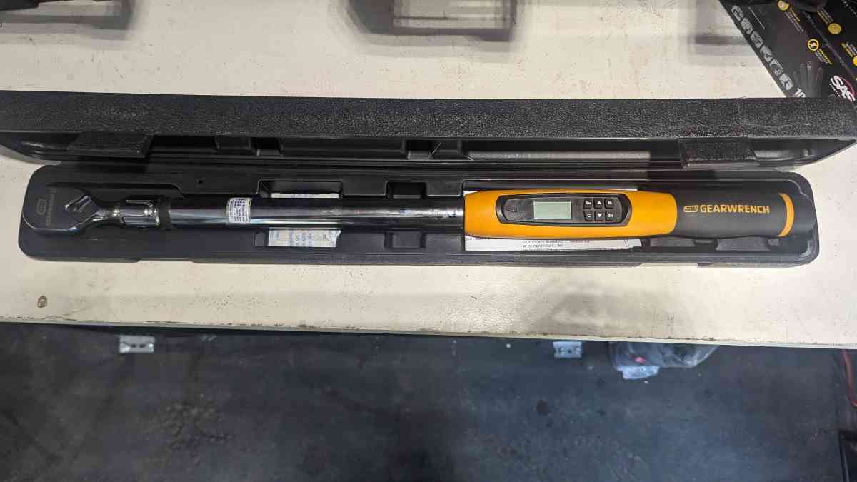 1l2 torque wrench gearwrench digital - Riverdale, California
