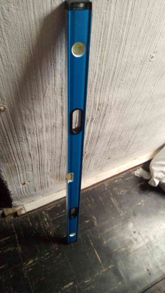 Empire Compact Level - Drexel Hill, Pennsylvania - FleaMarketBay