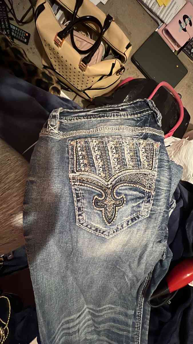 rock revival jeans - Butler, Ohio - FleaMarketBay