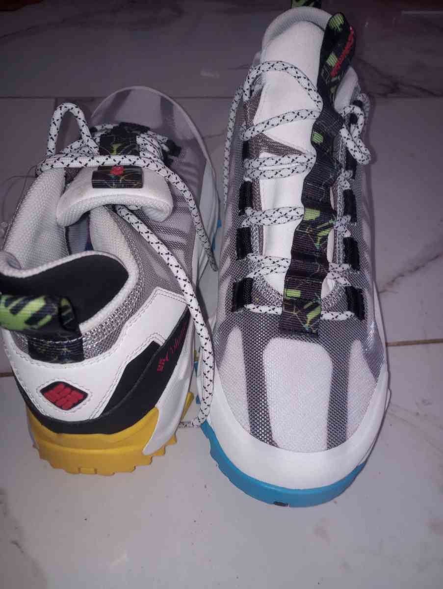 mens shoes size 9 Columbia - Camas, Washington