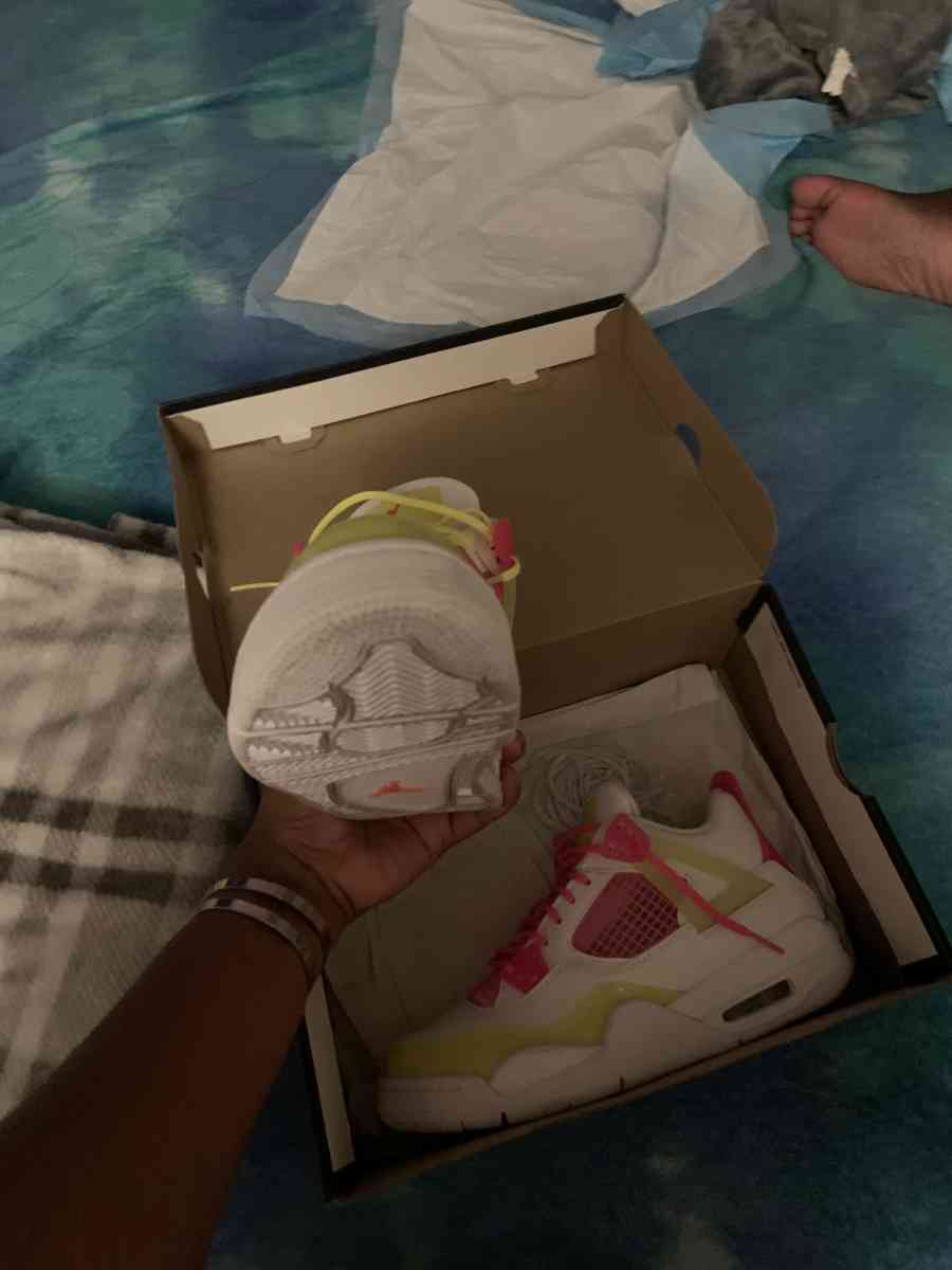 Jordans - Garland, Texas - FleaMarketBay